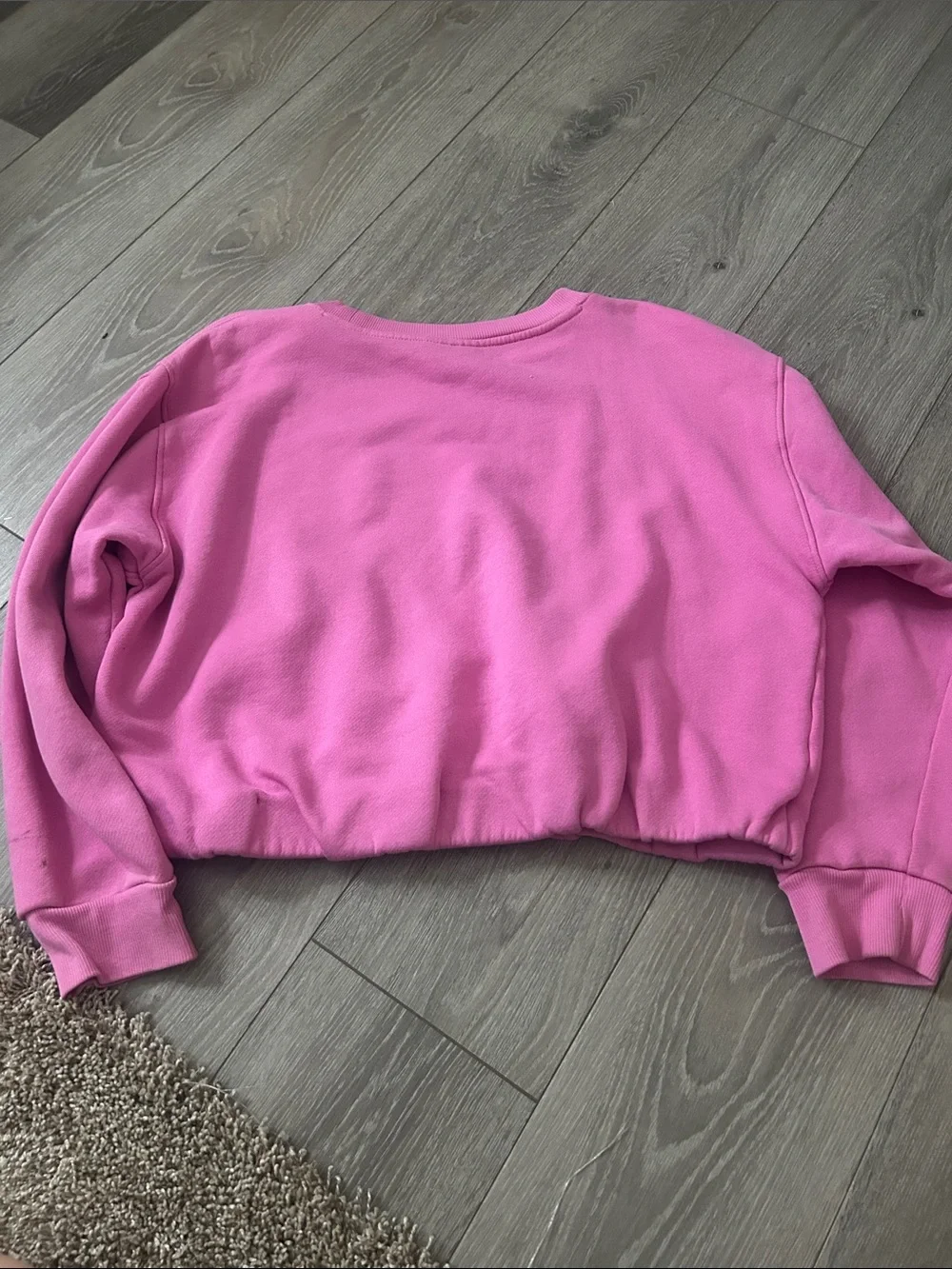 Universal Thread Pink Cropped Crewneck Sweatshirt - Picture 2 of 4